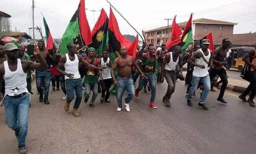 IPOB tayi sabon kwamanda, ta magantu a kan zarginta da kaiwa gidan Uzodinma hari