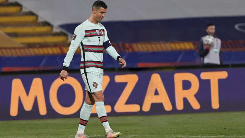Mozzart Bet buys Cristiano Ronaldo's Armband in a humanitarian auction