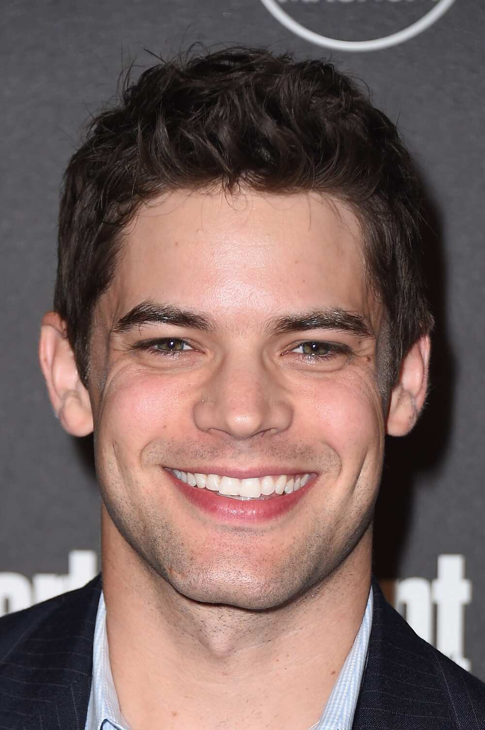 How old is Jeremy Jordan?