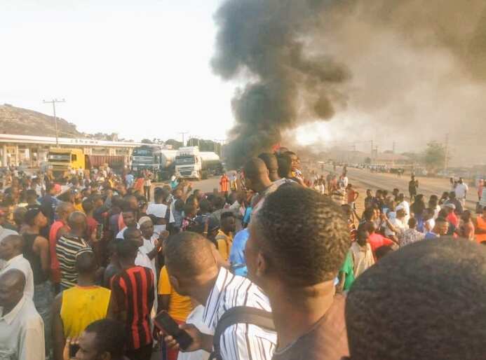 Northern youths protest on Abuja-Kaduna highway, demand end to kidnapping, banditry