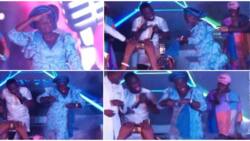 Oniduro singer Yinka Alaseyori stuns crowd as she does the palliative dance in old video that resurfaced