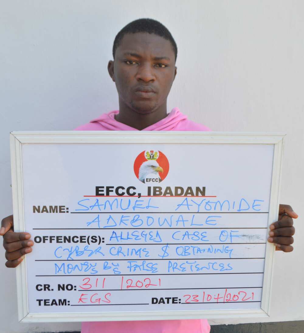 EFCC arrest bitcoin trader in Ibadan, gives reason for action