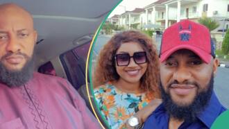 Beryl TV c9b4718f5e9c558d Eniola Ajao, Others Storm Odunlade’s Birthday Party, He Carries Small-Sized Actress in Fun Video Entertainment 