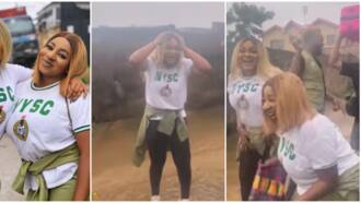 Beryl TV cae8b035abc7f520 “She’s Losing Weight”: Like Eniola Badmus, Singer Teni Flaunts Slimmer Body in Surprising Photos, Fans React Latest Music videos 