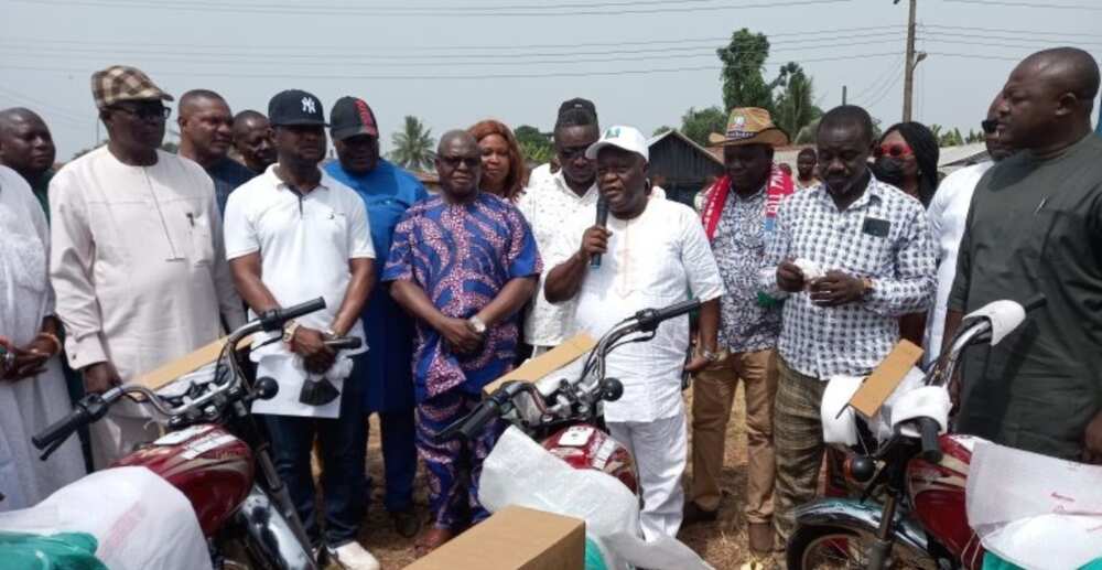 Dennis Idahosa asks residents to stone politicians who fail to fulfill campaign promises