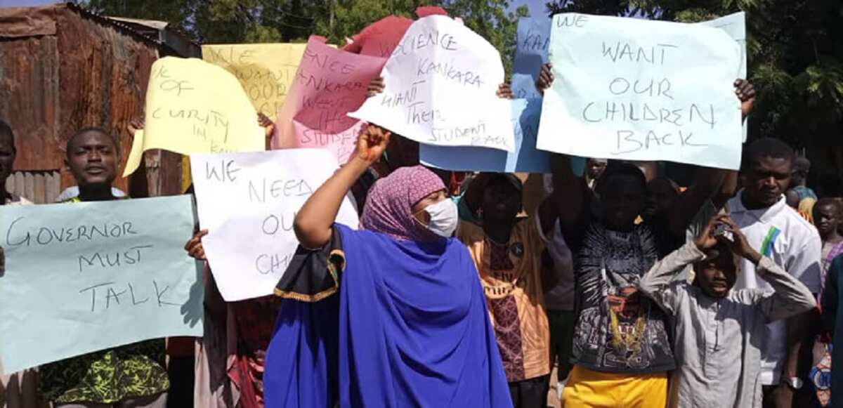 Yanzu Yanzu Mata Na Zanga Zanga A Katsina Kan Satar Yaran Makaranta