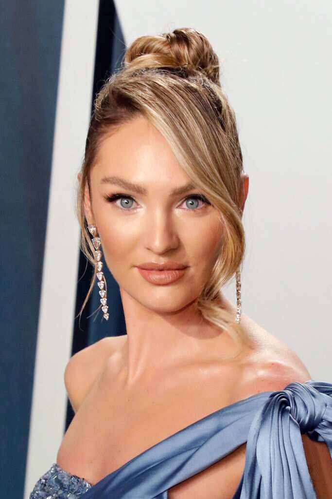 Candice Swanepoel at the 2020 Vanity Fair Oscar Party