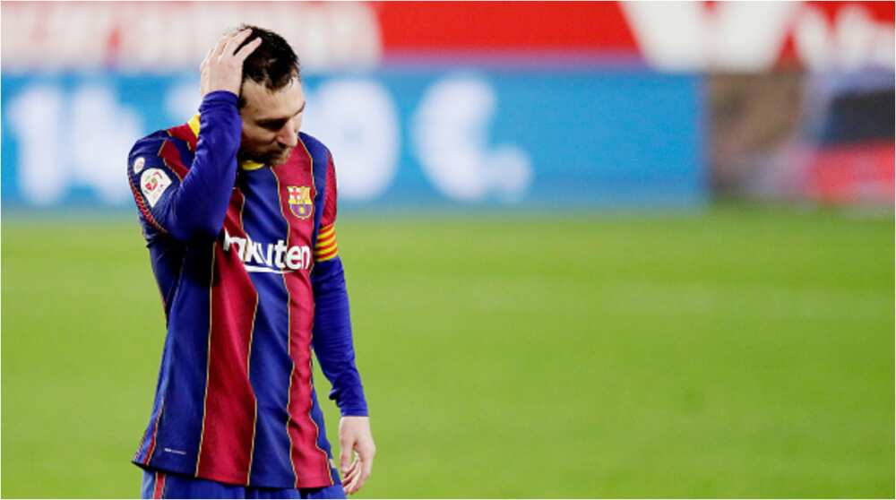 Dolor para Lionel Messi, ya que el Barcelona da prioridad a fichar a un jugador sobre la estancia del argentino en el Camp Nou