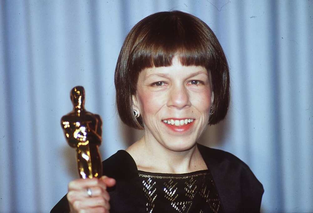 Linda Hunt récompenses