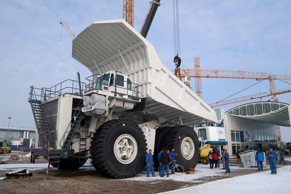 biggest vehicle in the world