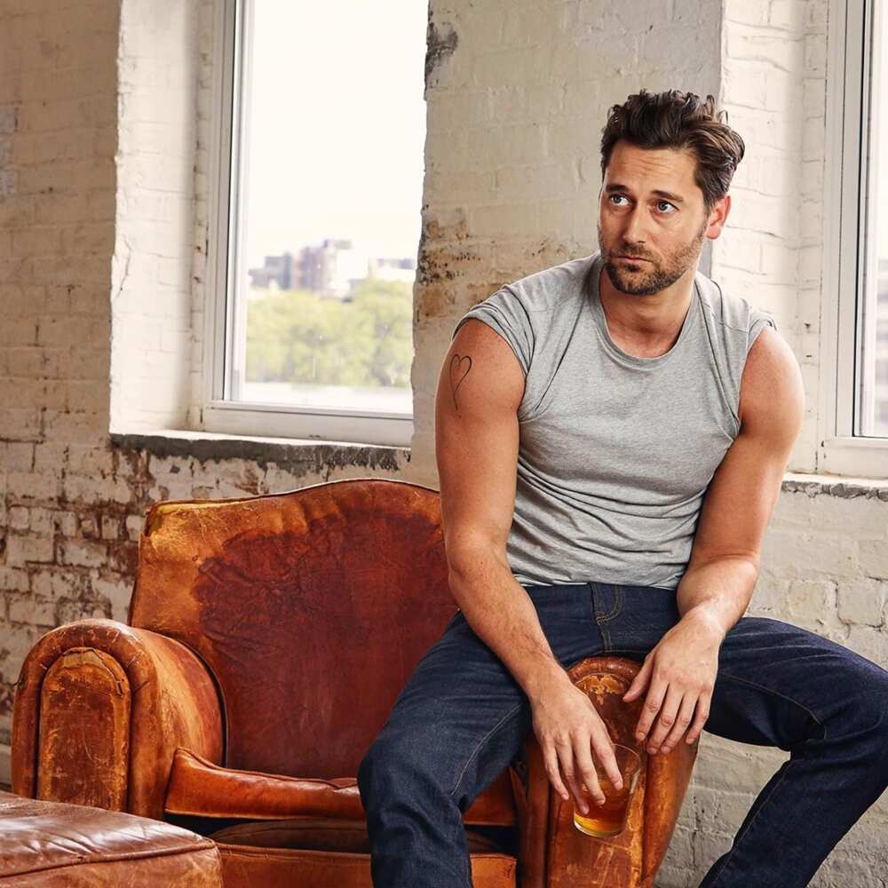 Ryan Eggold height Ryan Eggold height