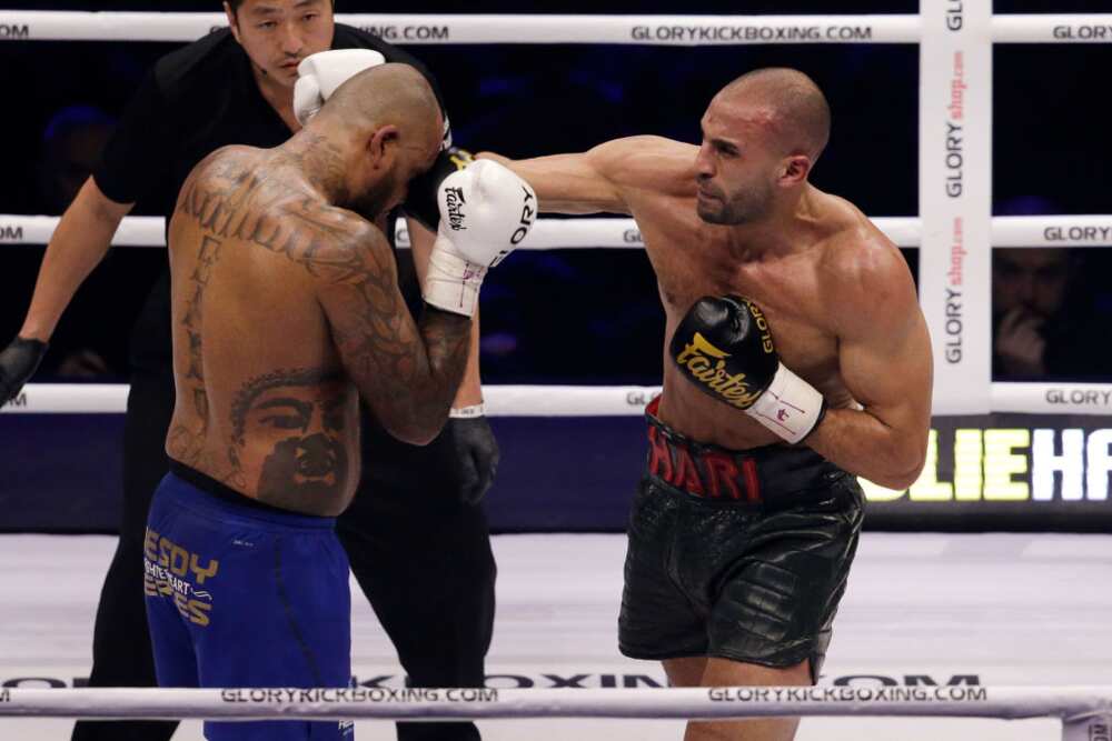 Badr Hari, champion du kickboxing