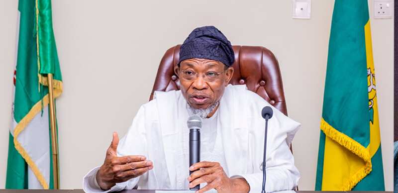 A journalist has called Rauf Aregbedeola out over Governor Oyetola.