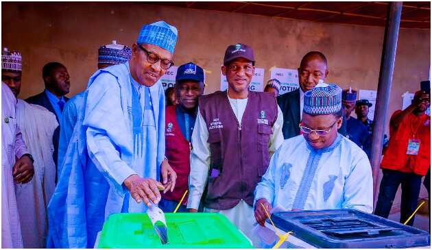 Buhari casts his vote