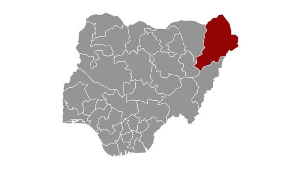 Yanzu-yanzu: Ƴan Boko Haram sun ƙona gidaje fiye da 140 a kauyukan Borno