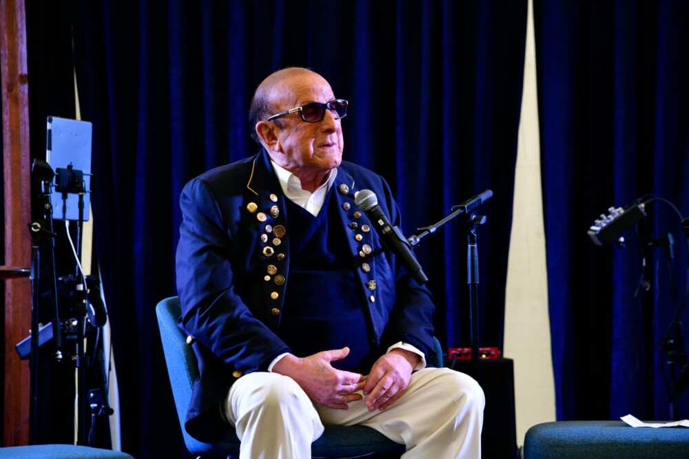 Clive Davis speaks at an event