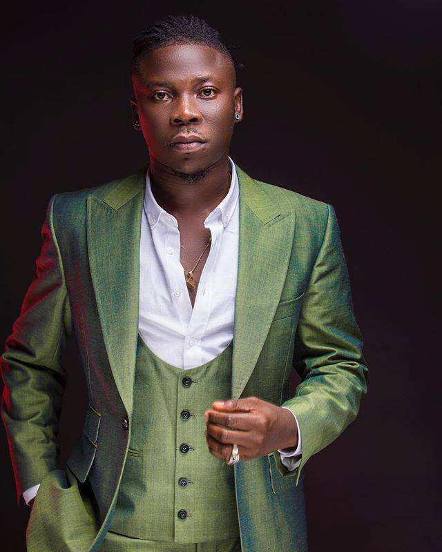Stonebwoy – Slay Queen (Fvck You Cover): video, lyrics, reactions