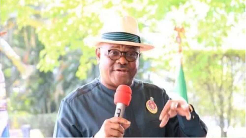 A Yayin Da Ortom Ya Yabi Buhari, Wike Ya Masa Kaca-Kaca Kan Yi Wa Dariye Da Nyame Afuwa A Yayin Da Ortom Ya Yabi Buhari, Wike Ya Masa Kaca-Kaca Kan Yi Wa Dariye Da Nyame Afuwa