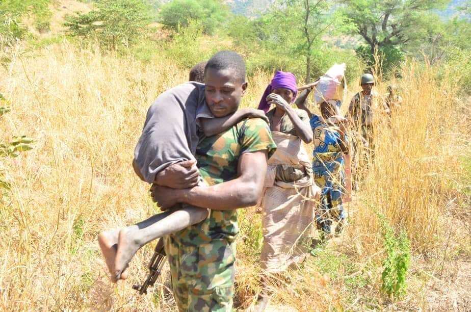 Rehabilitation: Army hands over captured B/Haram family members to governors