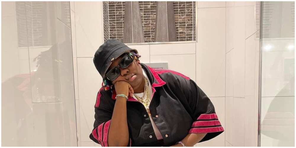 Singer Teni breaks shares toilet photo with fans.