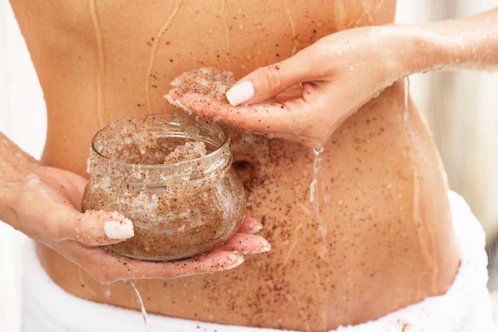 How to use sugar scrub