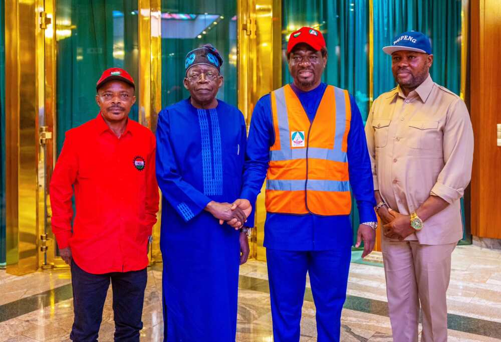 Kungiyar kwadago ta musanta cimma yarjejeniya da FG Kungiyar kwadago ta musanta cimma yarjejeniya da FG