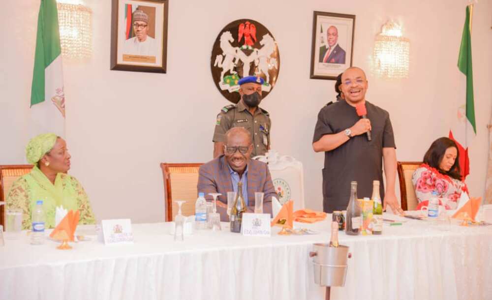 Gov Obaseki arrives Akwa Ibom state on 'thank you' visit Gov Obaseki arrives Akwa Ibom state on 'thank you' visit
