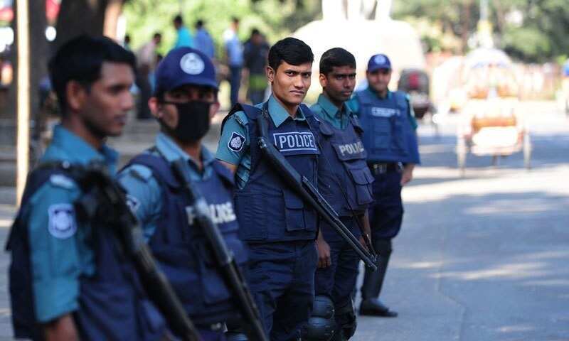 'Yan sandan kasar Bangladesh
