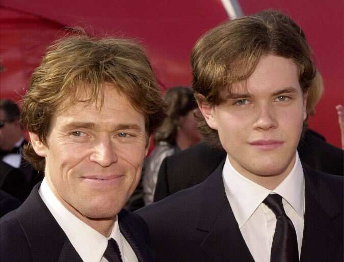 Actor Willem Dafoe and his son Jack Dafoe arrive at the 73rd Annual Academy Awards