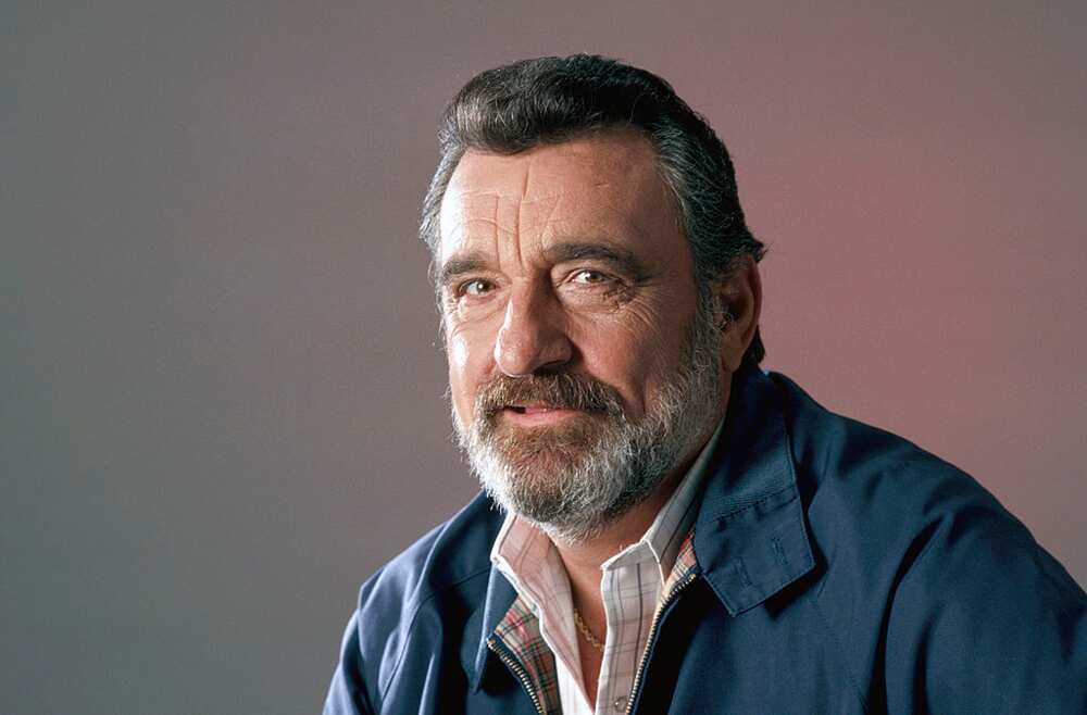 biographie de Victor French : star de la petite maison dans la prairie