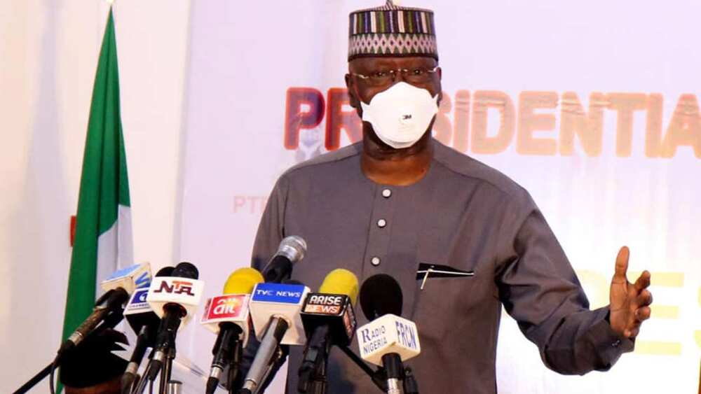 Yanzu-Yanzu: FG Ta Sake Saka Dokar Hana Taron Jama’a Saboda Korona Yanzu-Yanzu: FG Ta Sake Saka Dokar Hana Taron Jama’a Saboda Korona