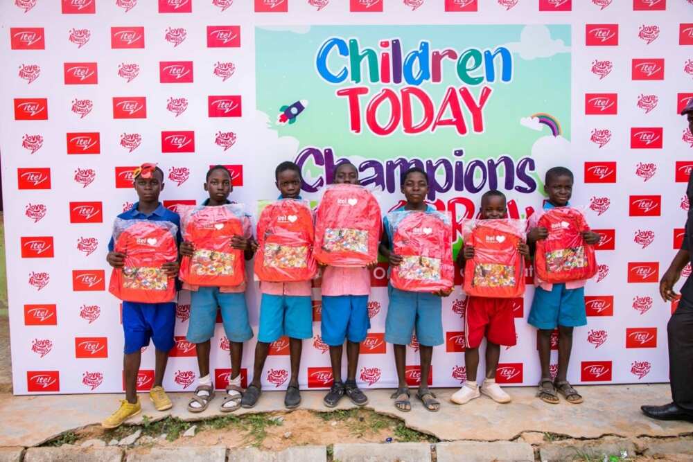 itel Celebrates Children’s Day 2023 with Over 1,000 Children in Abuja itel Celebrates Children’s Day 2023 with Over 1,000 Children in Abuja