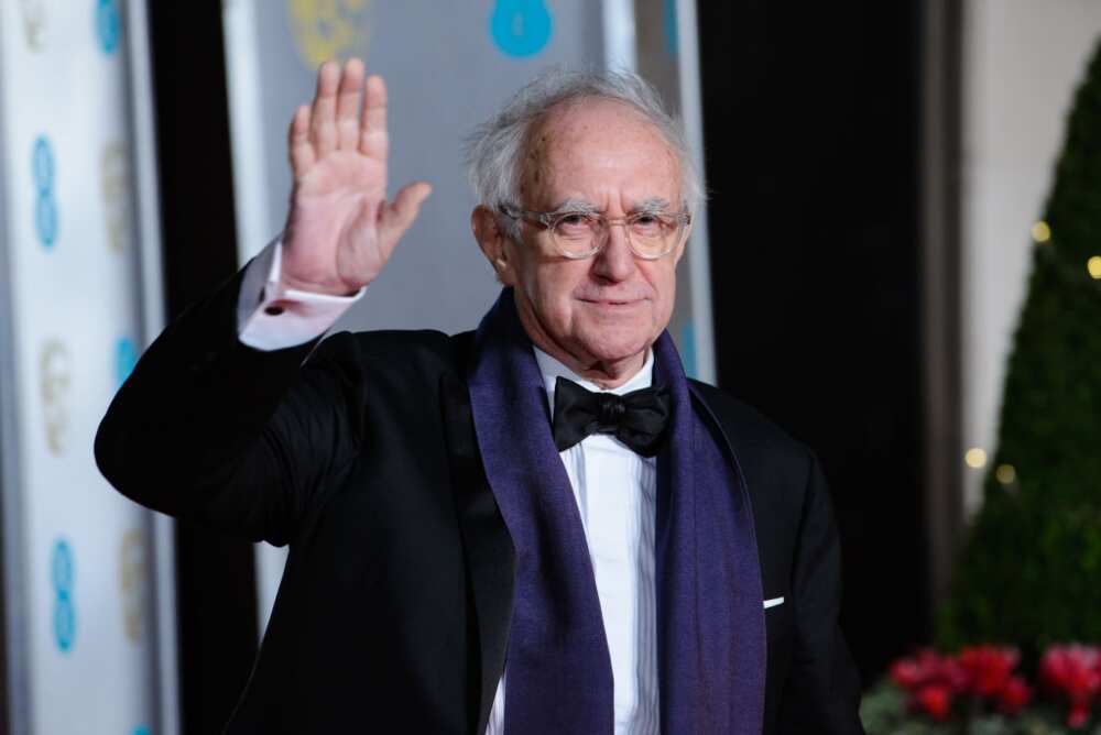 Jonathan Pryce: biographie, filmographie, actus, photos Jonathan Pryce: biographie, filmographie, actus, photos