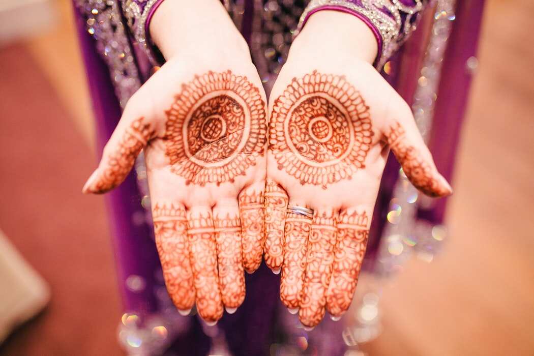 55 Half Hand Mehndi Design Ideas For The Wedding Season | Mehndi designs  for hands, Mehndi designs for fingers, Latest mehndi designs