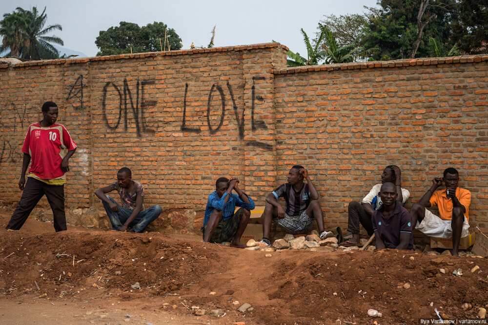 Unemployed men Unemployed men