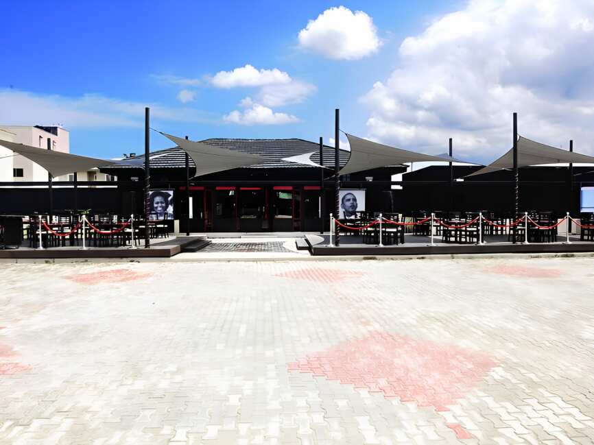 lounges and bars in Lekki