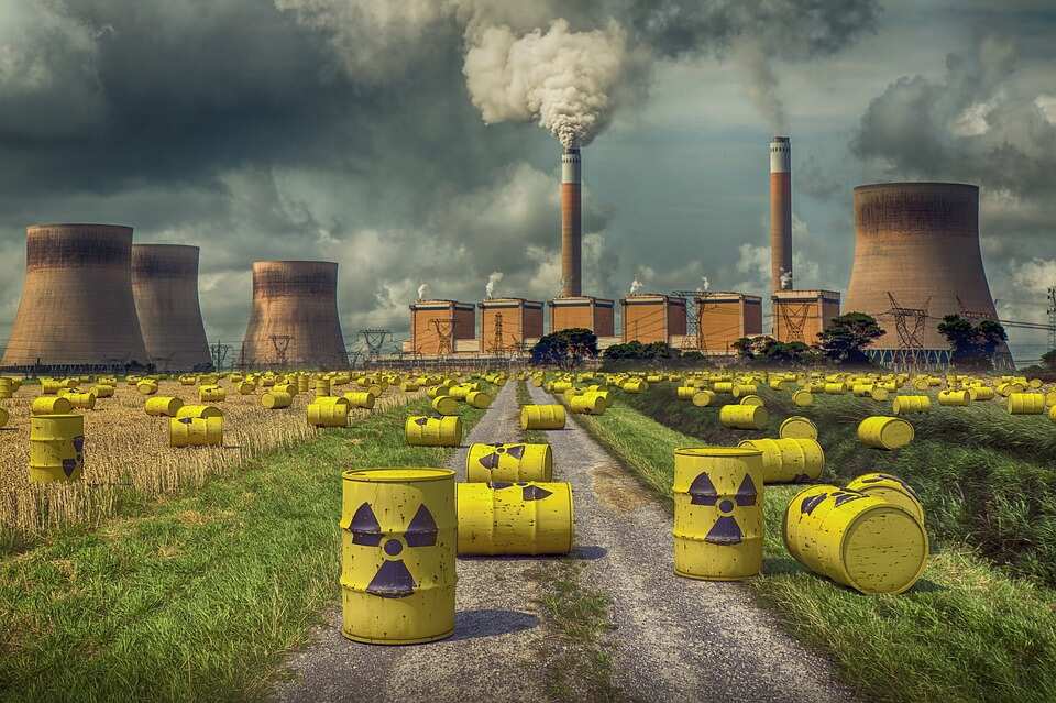 pros and cons of nuclear energy