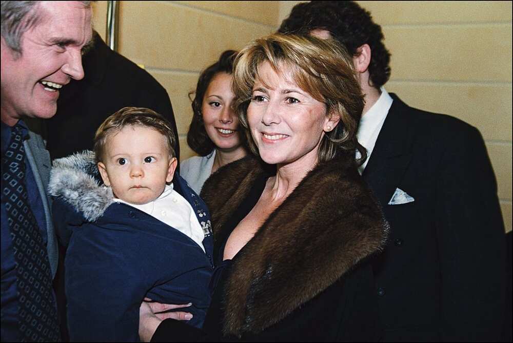 Qui est François, le fils de Claire Chazal et Patrick Poivre d’Arvor ? Qui est François, le fils de Claire Chazal et Patrick Poivre d’Arvor ?