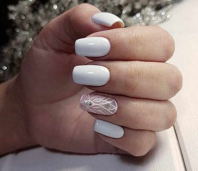 Wedding acrylic nails