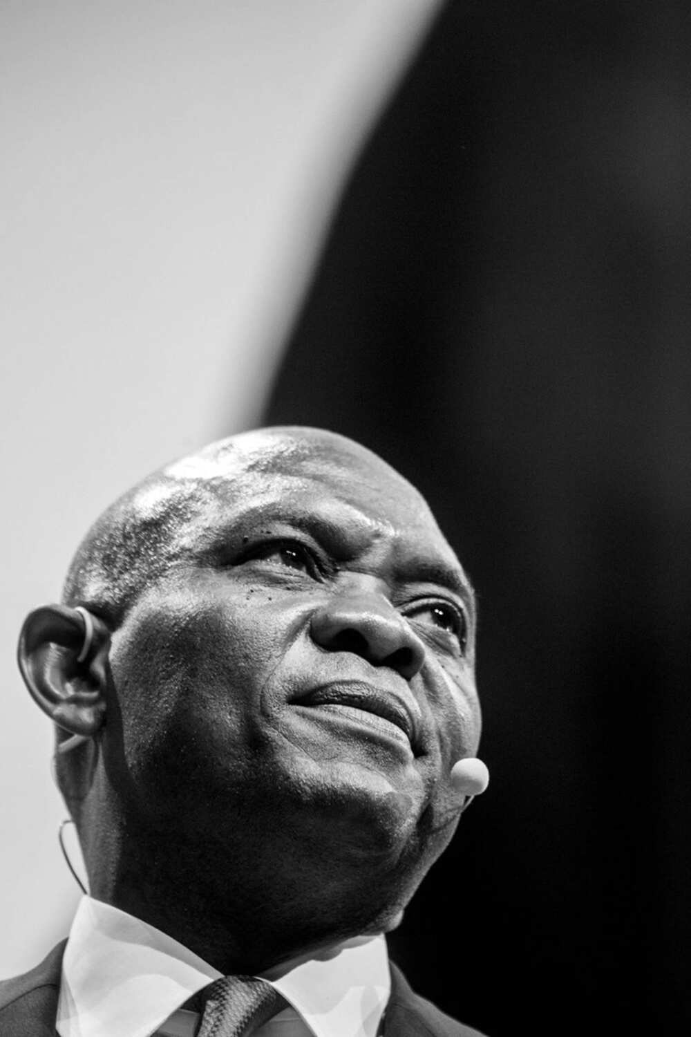 An handshake says a lot about Tony Elumelu - Aliko Dangote An handshake says a lot about Tony Elumelu - Aliko Dangote