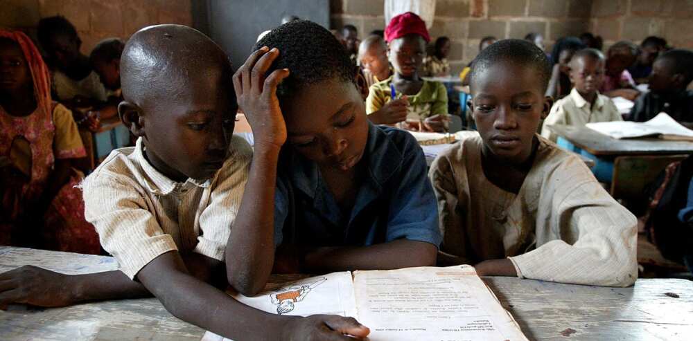 African children study English