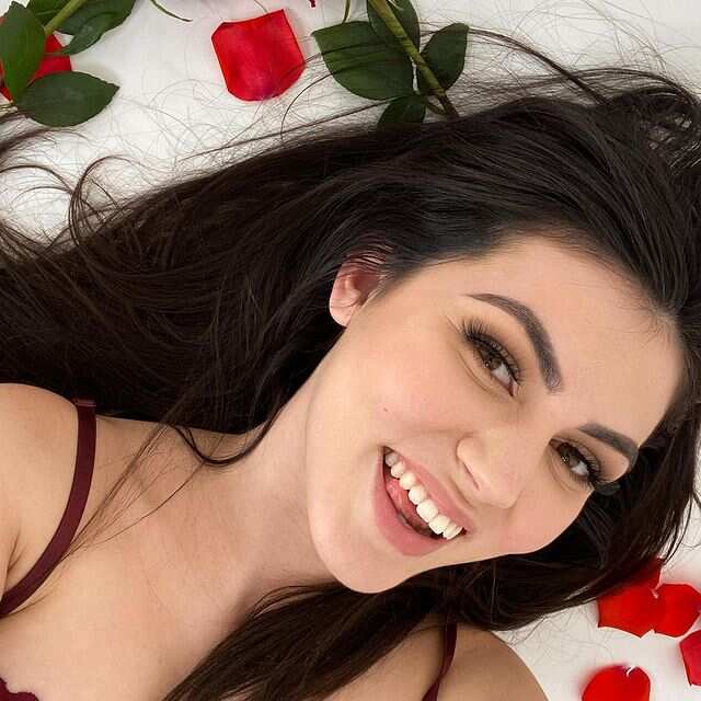 React channel mikaela