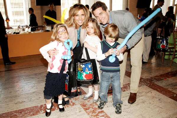 Alisyn Camerota with her husband and children (Source: Legit.ng)
