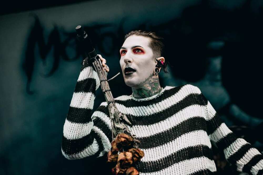 chris motionless girlfriend died