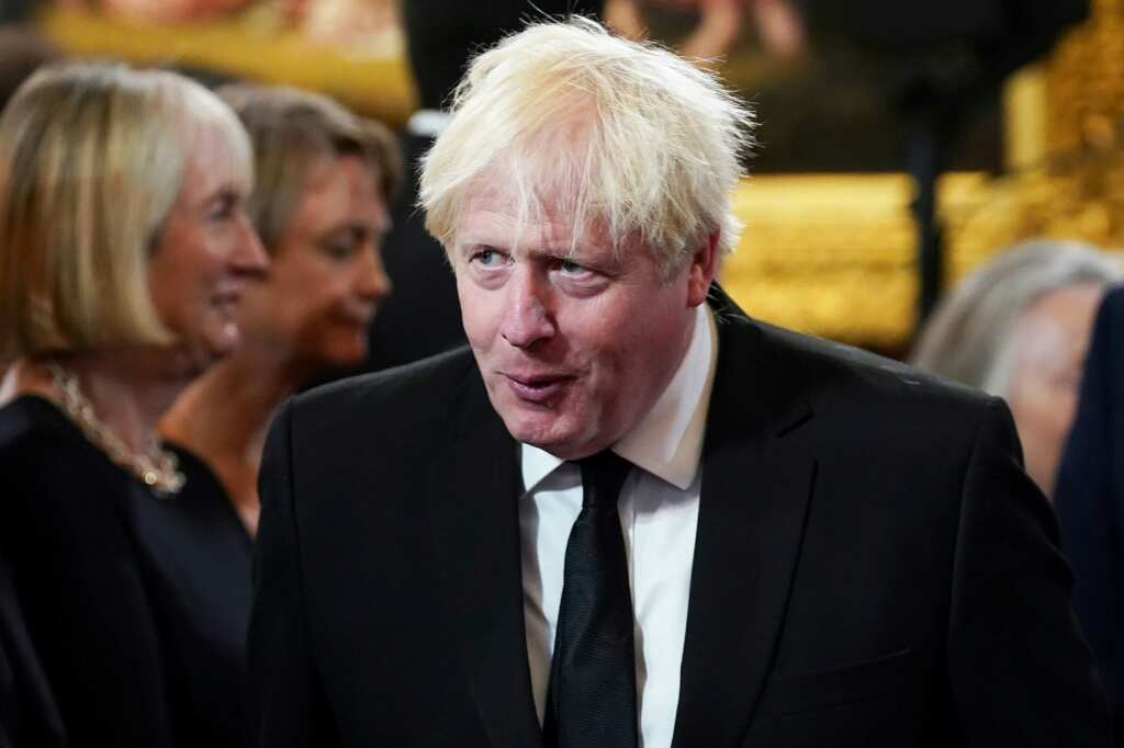 Johnson comeback bid adds drama to UK political soap opera