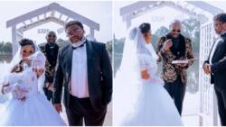 “Senior Apostle Innocent”: Singer 2baba officiates wedding as a priest, fans react as photos go viral