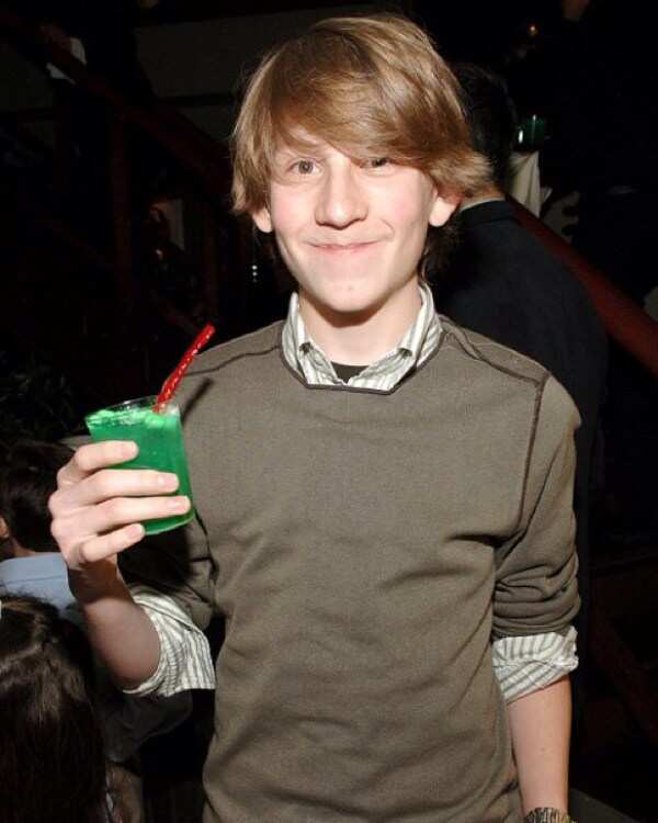 dewey from malcolm in the middle grown up