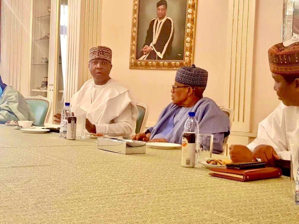 BREAKING: PDP leaders hold secret meeting with Abdulsalam, Babangida; pictures give hints of discussion