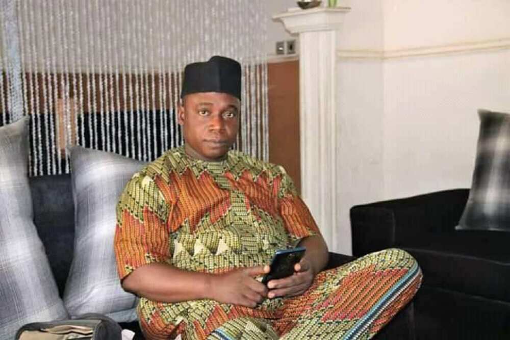 Miyagu sun sheke dan takarar shugaban karamar hukuma na APC a Kaduna Miyagu sun sheke dan takarar shugaban karamar hukuma na APC a Kaduna