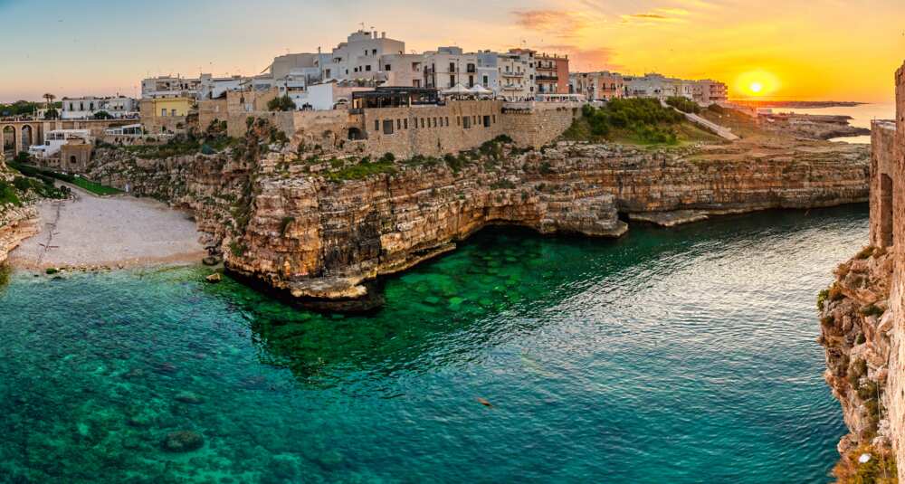 Bari : 10 choses incontournables à faire dans la capitale des Pouilles Bari : 10 choses incontournables à faire dans la capitale des Pouilles